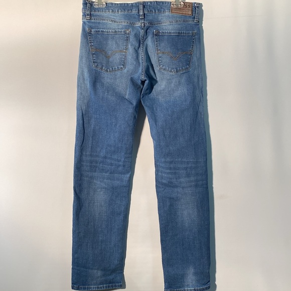 Guess - Lincoln slim straight jeans. Size 30/31 - Picture 3 of 13